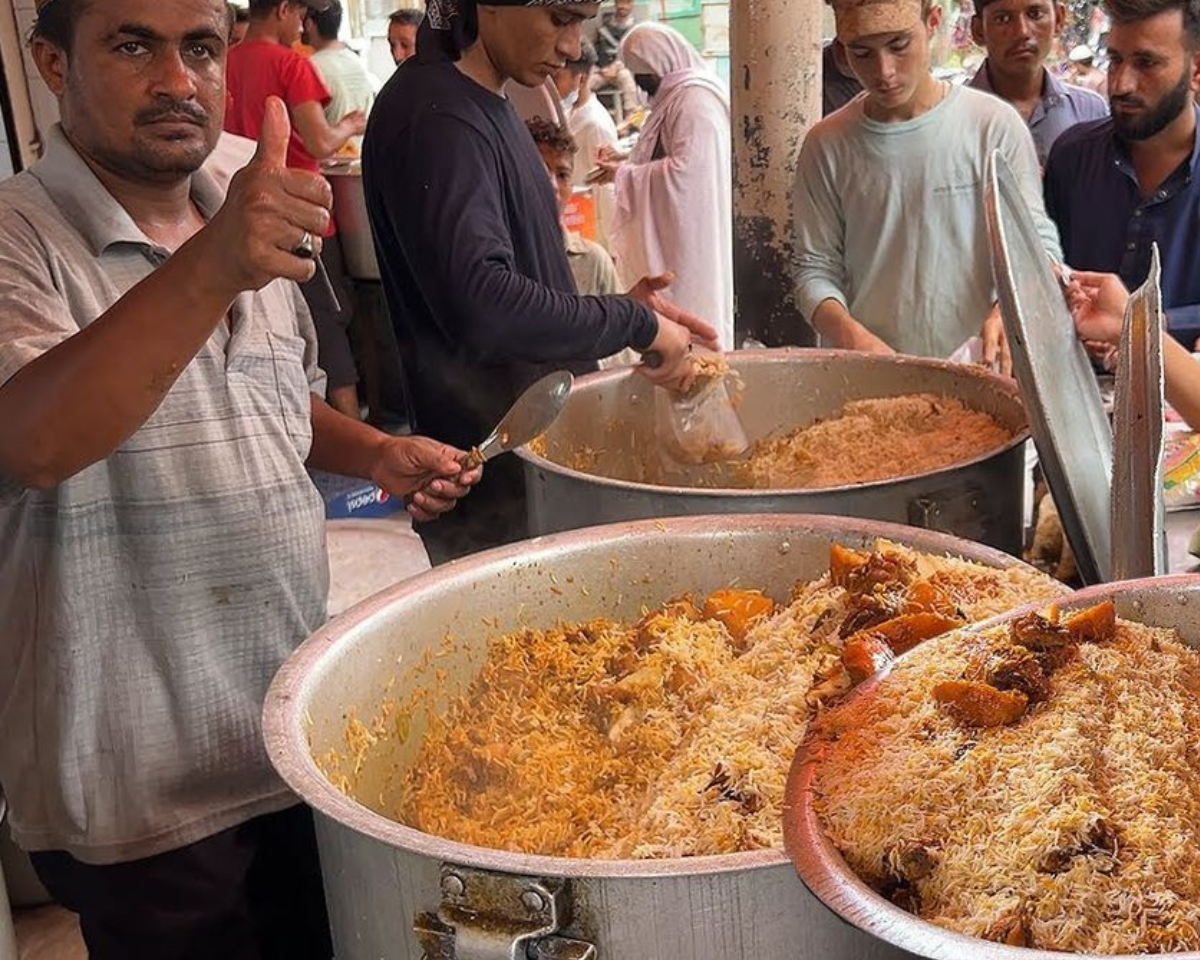 Karachi Seafood and Biryani Tour (1 day)