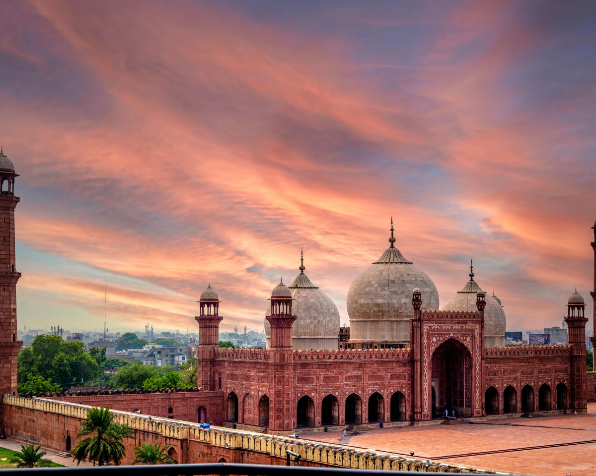 Lahore Walled City & Mughal Architecture Tour (3 days)